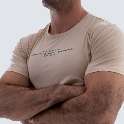 Herren T-Shirt Essentials FY26 